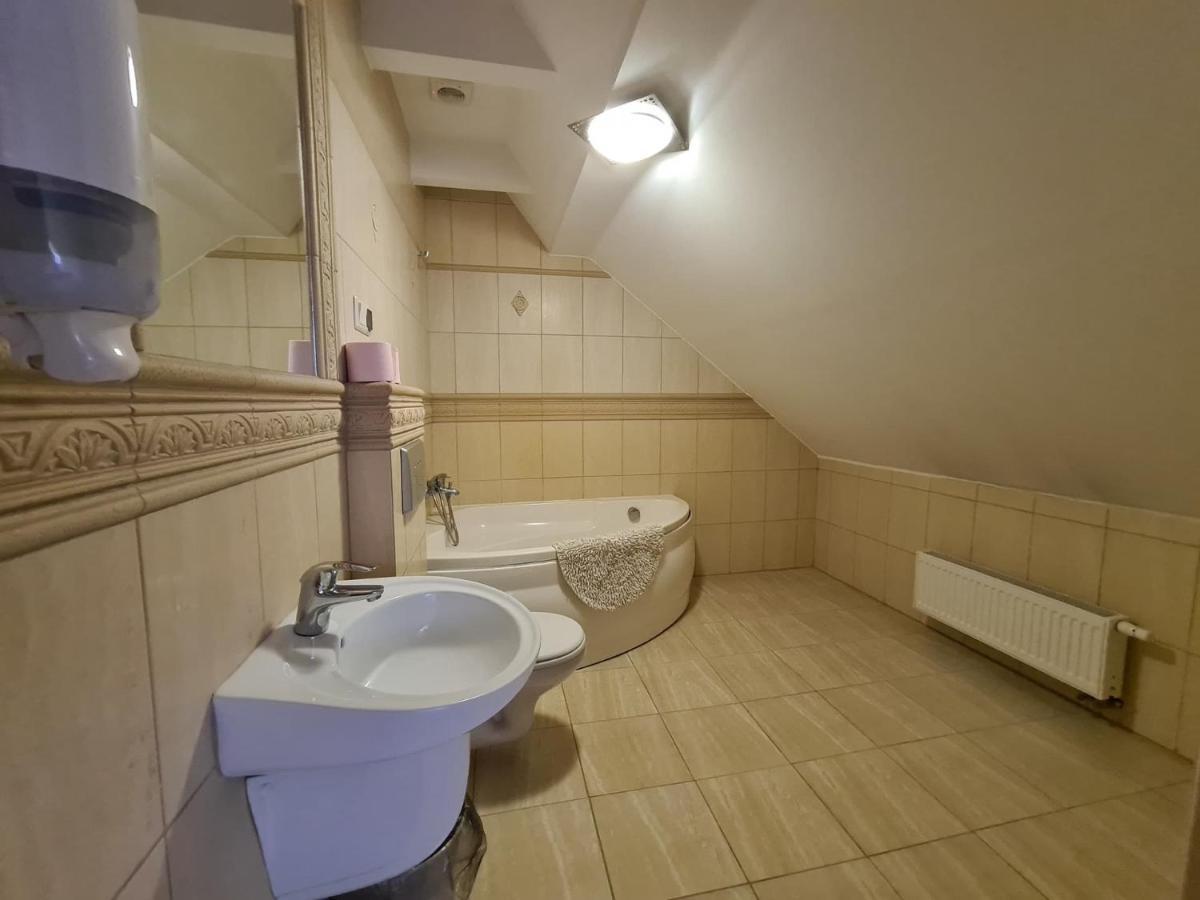 Dworek Tucholski Zblewo Ngoại thất bức ảnh